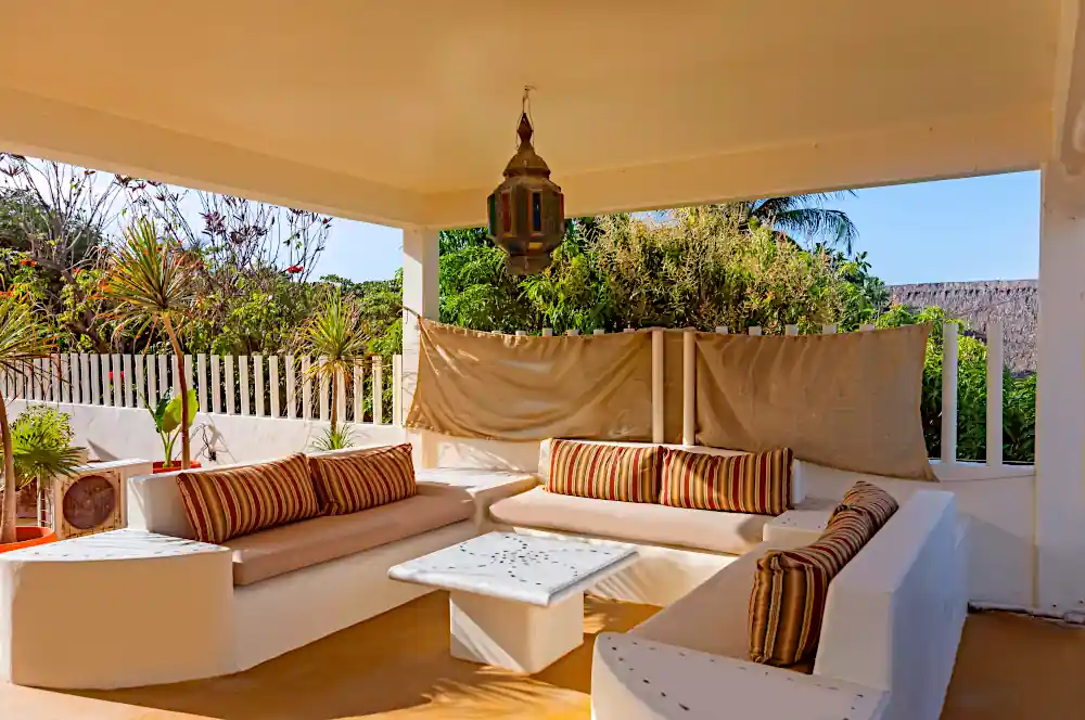 Casa Perros Afortunados - Porch